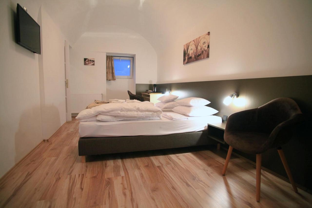 Pizza Tabor Apartman 米什科尔茨 外观 照片